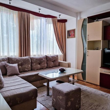 Boulevard Apartments Kumanovo Eksteriør bilde